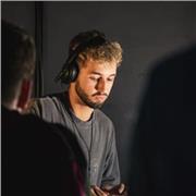 I give competitively priced lessons in electronic Music Production using Logic Pro, with a free starter pack